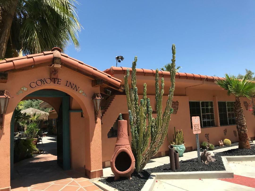 פאלם ספרינגס Coyote Inn מראה חיצוני תמונה